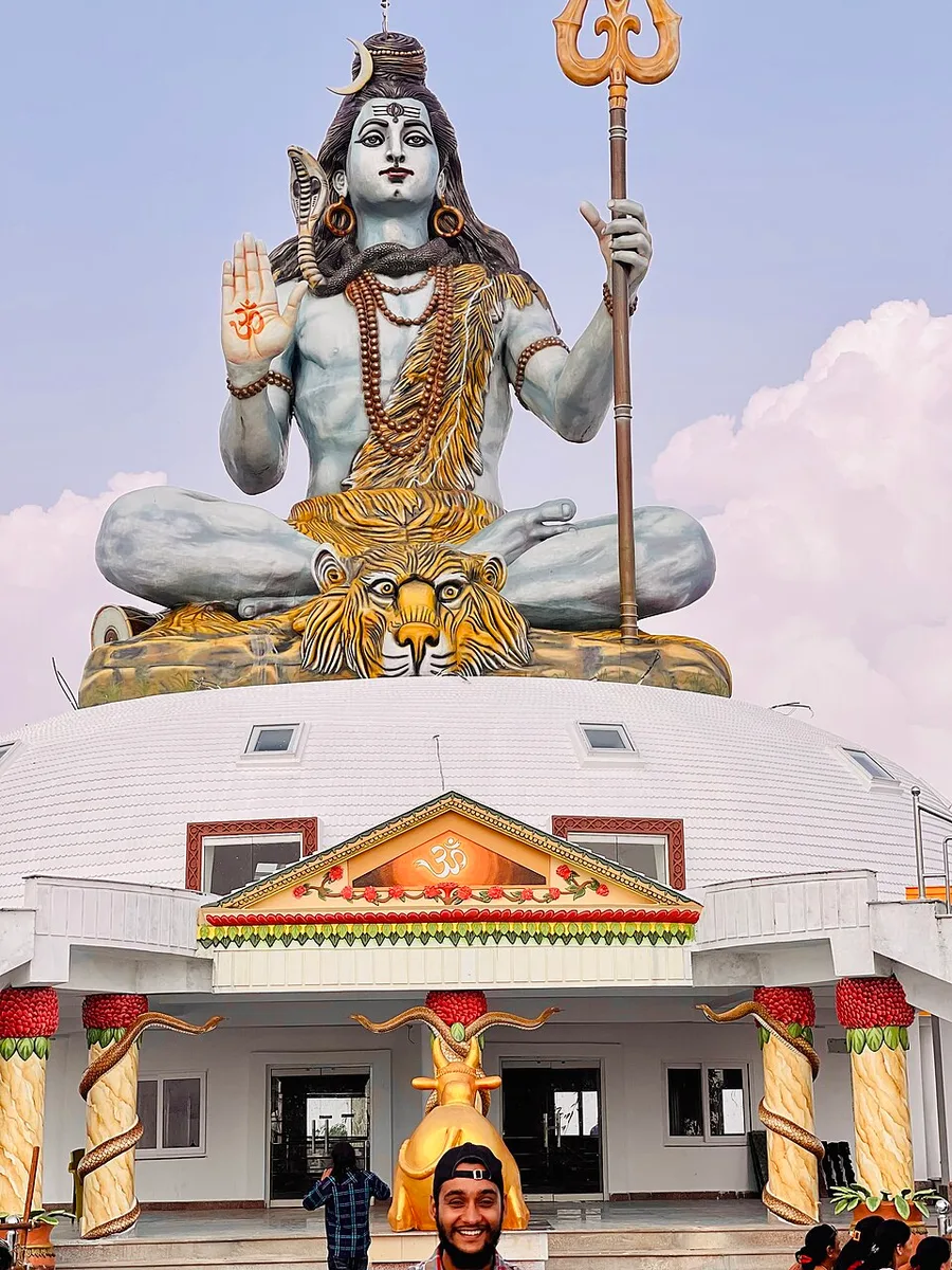 shiva की मूर्ति