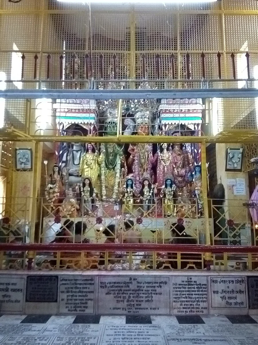 देवी सीता की मूर्ति